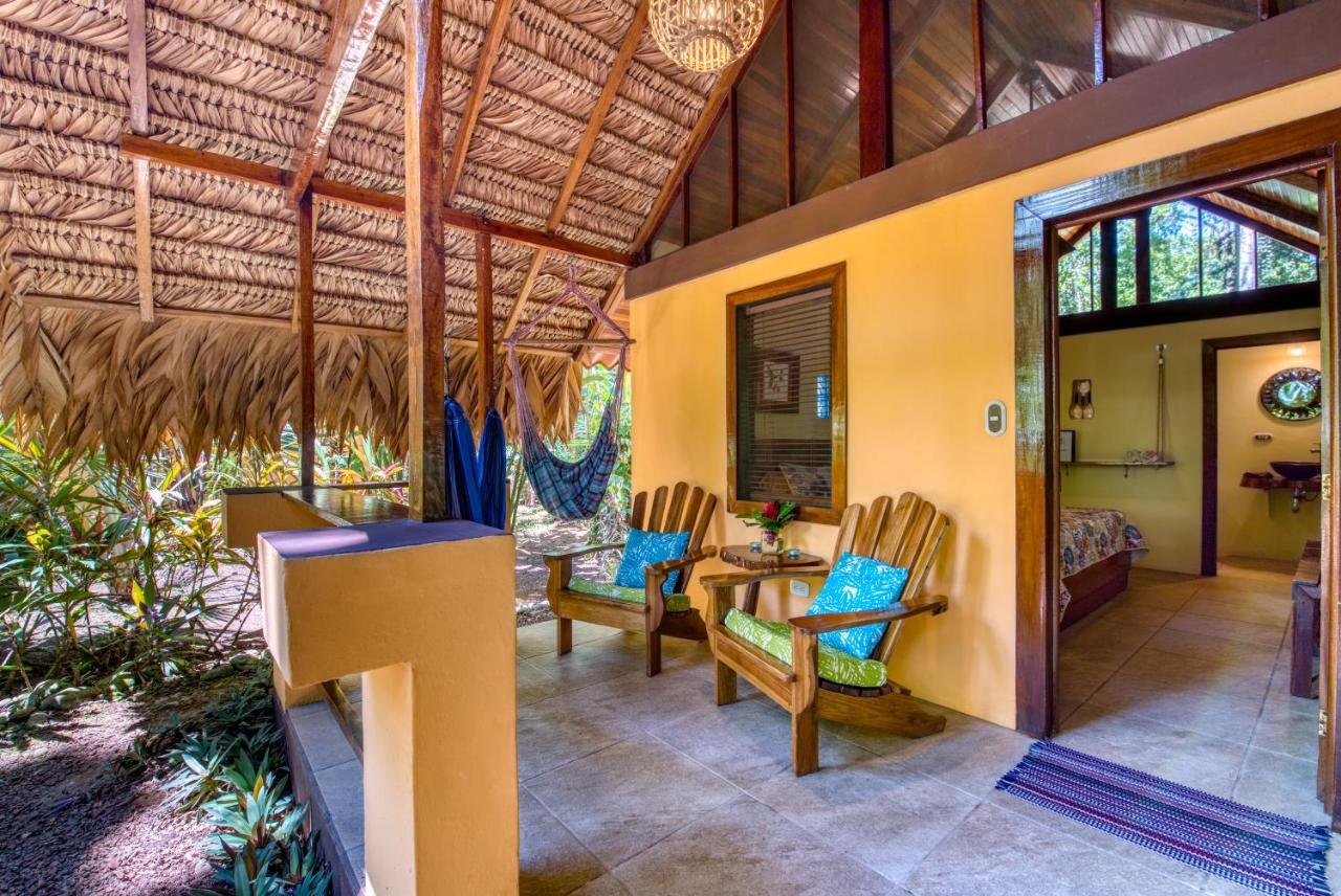 Caribe Town Bungalows Puerto Viejo de Talamanca Eksteriør bilde